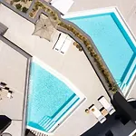 Aregou Villa