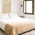 Aregou Villa *